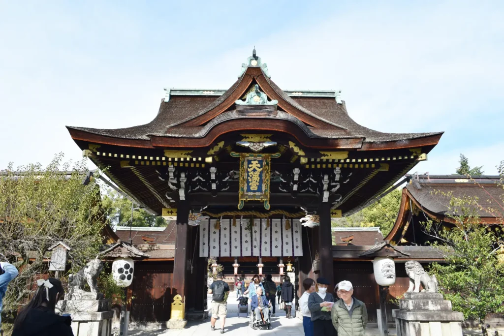 終い天神の会場　北野天満宮